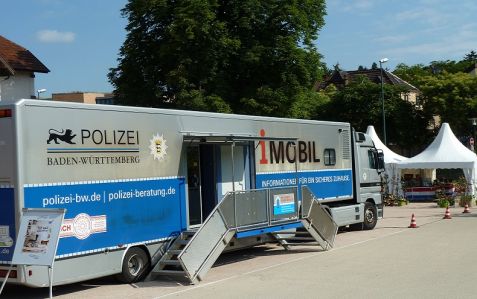 Tipps aus erster Hand im Infomobil: "Wie schütze ich mich vor Einbrüchen?"