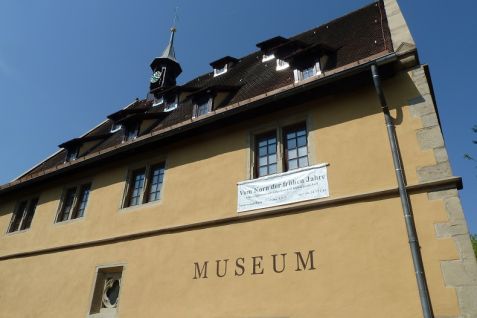 In der über 400 Jahre alten Kelter befindet das Museum von Mühlacker. Es erstreckt sich über alle fünf Stockwerke.