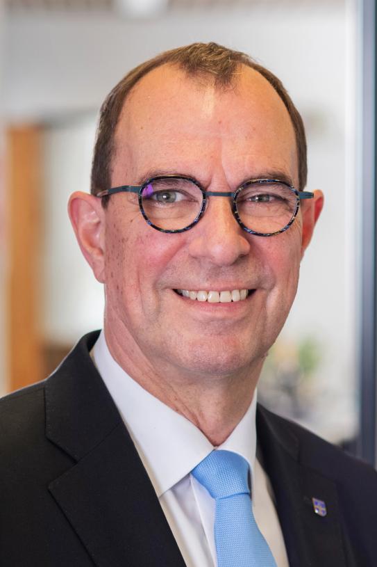 Oberbürgemeister Frank Schneider.